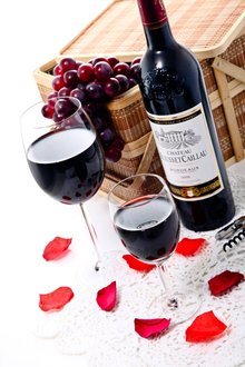 品味法蘭西的陽光 法國塞特干紅葡萄酒的藝術